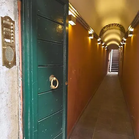 公寓 Cortile House *